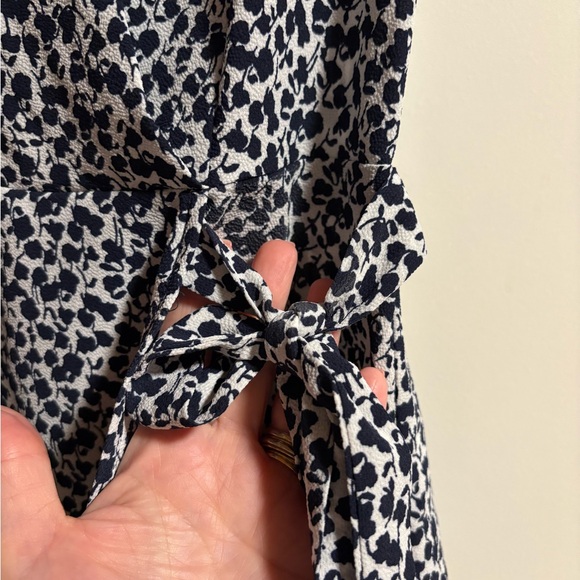 Floral Wrap Shirt in Black and White - Picture 5 of 6